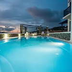 Mykonos Welcome Suites Lägenhetshotell 3*